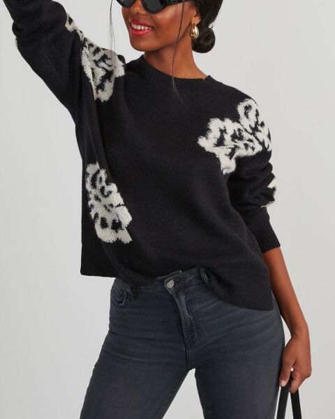 BLACK-ECRU-FLORAL SWEATERS