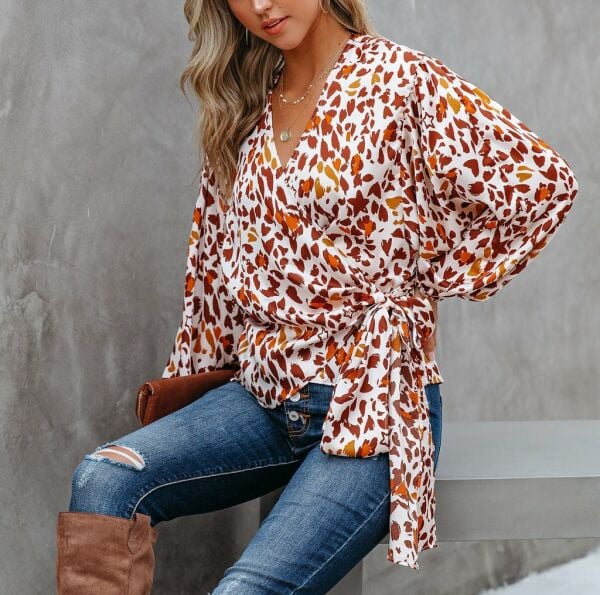 ECRU-TILE-PRINTED BLOUSE