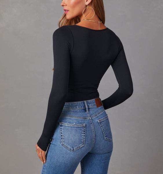 BLACK BLOUSE