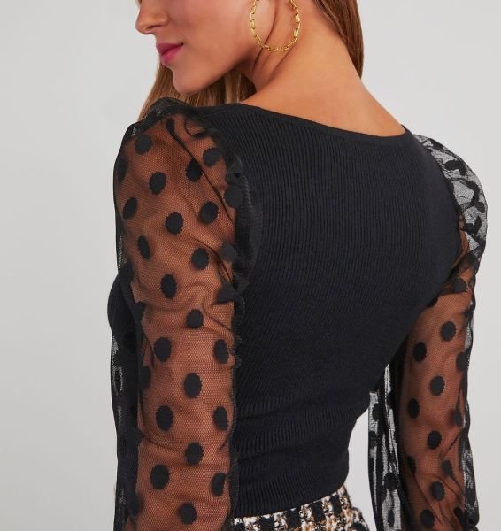 BLACK BLOUSE