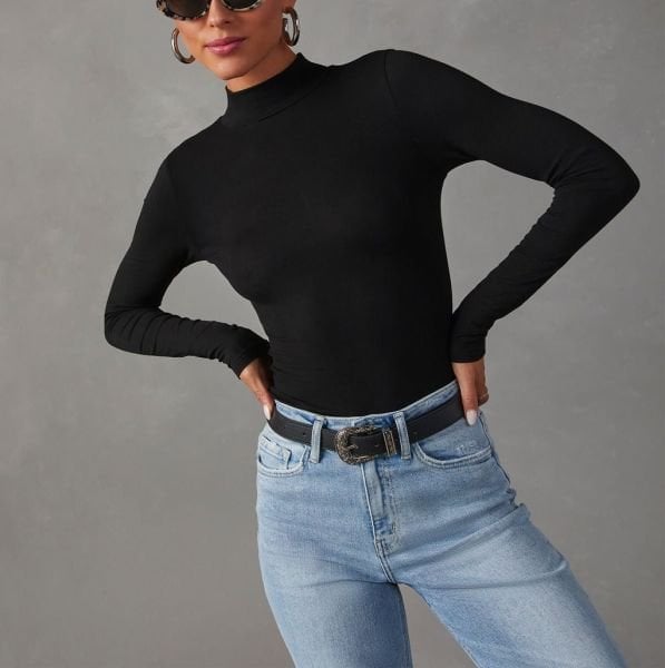 BLACK BLOUSE