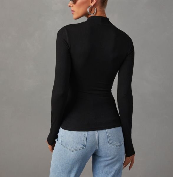 BLACK BLOUSE