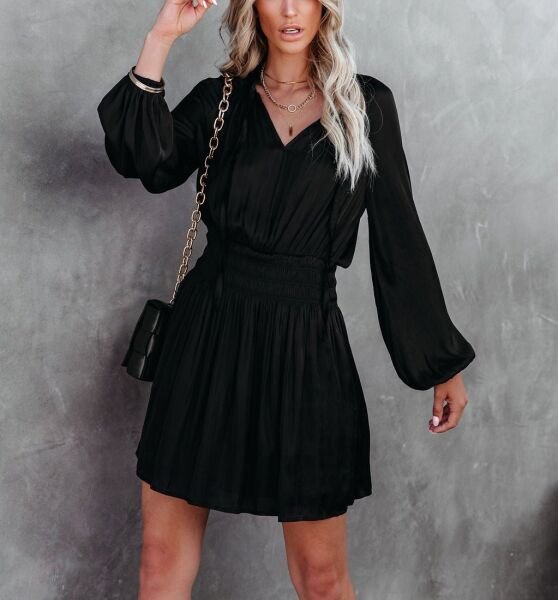 BLACK DRESS