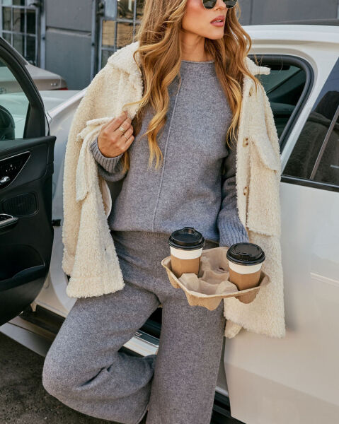 GREY SWEATER
