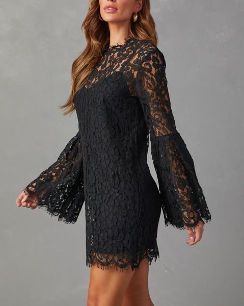 BLACK DRESS