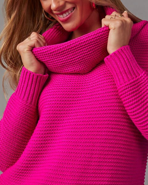 FUCHSIA SWEATERS