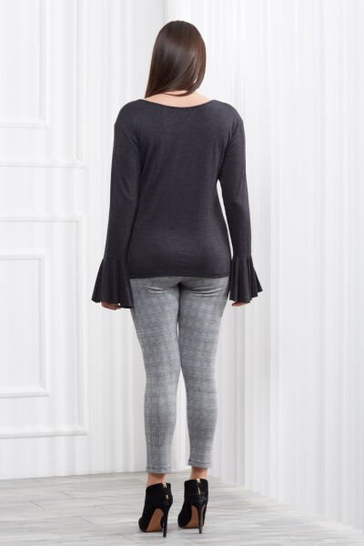 BLACK BLOUSE