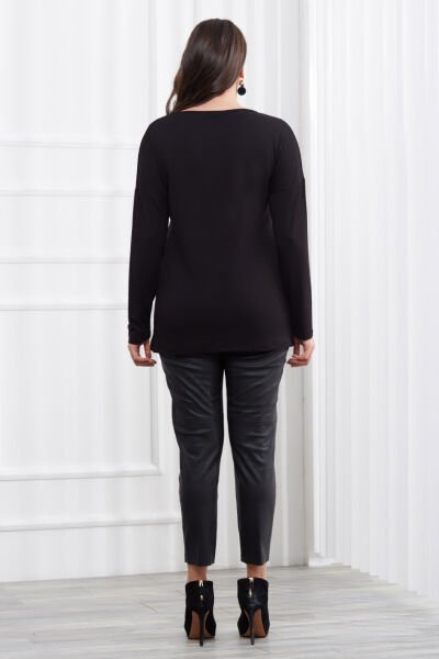 BLACK BLOUSE