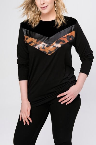 BLACK BLOUSE