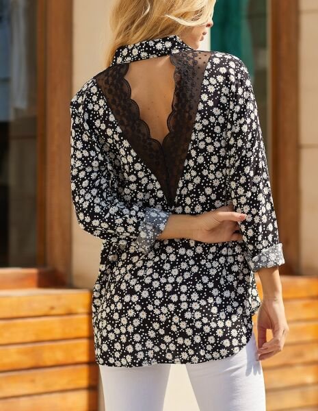 BLACK-ECRU-PRINTED BLOUSE