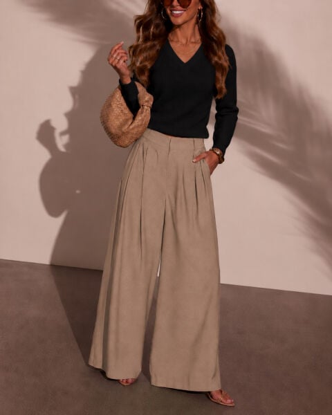 BEIGE PANTS