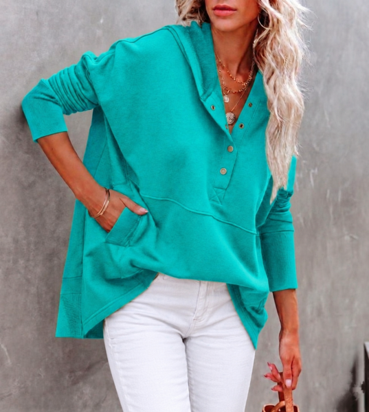 TURQUOISE SWEATSHIRT