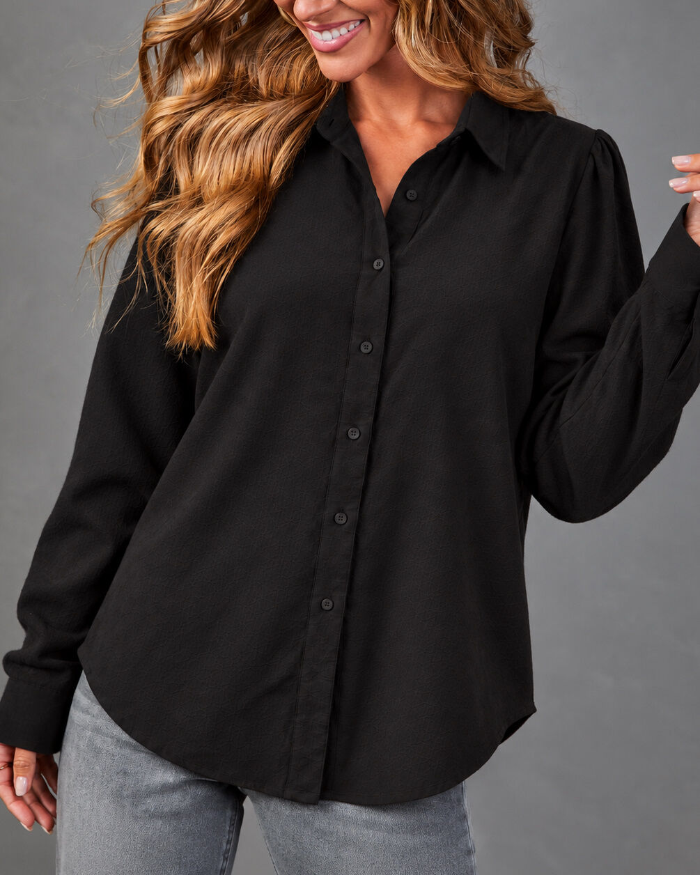 BLACK SHIRT