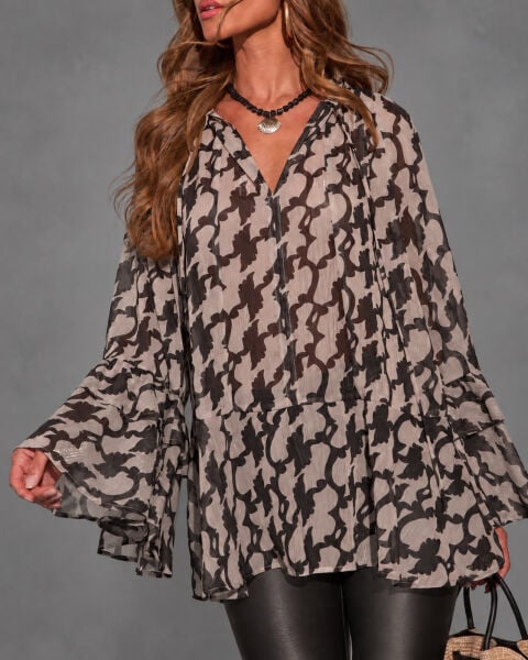 BLACK-STONE-PRINTED BLOUSE