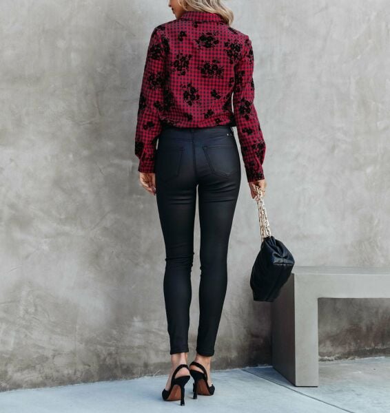 BURGUNDY SWEATERS