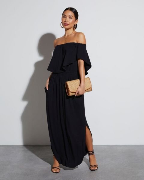 BLACK DRESS
