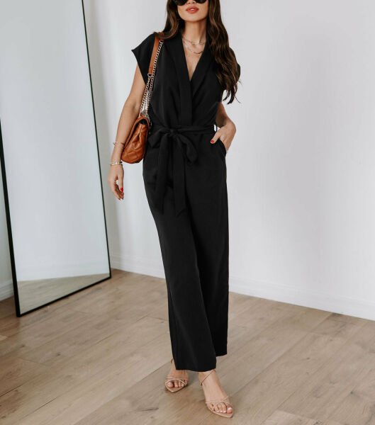 BLACK JUMPSUIT