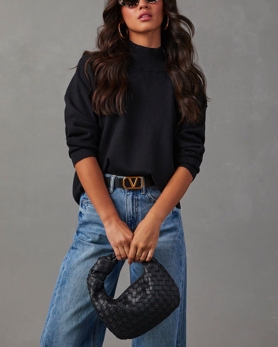 BLACK BLOUSE
