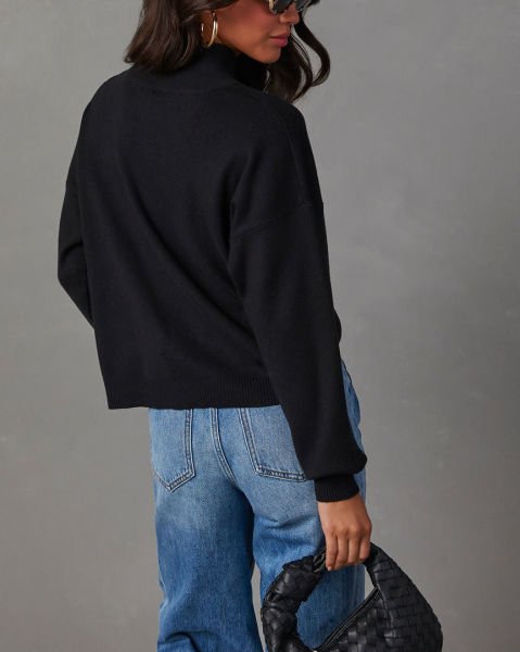 BLACK BLOUSE