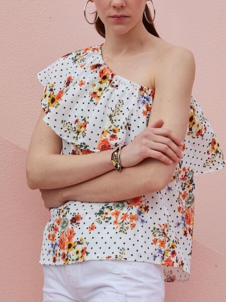 ORANGE-FLORAL BLOUSE
