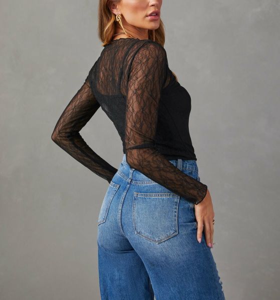 BLACK BLOUSE