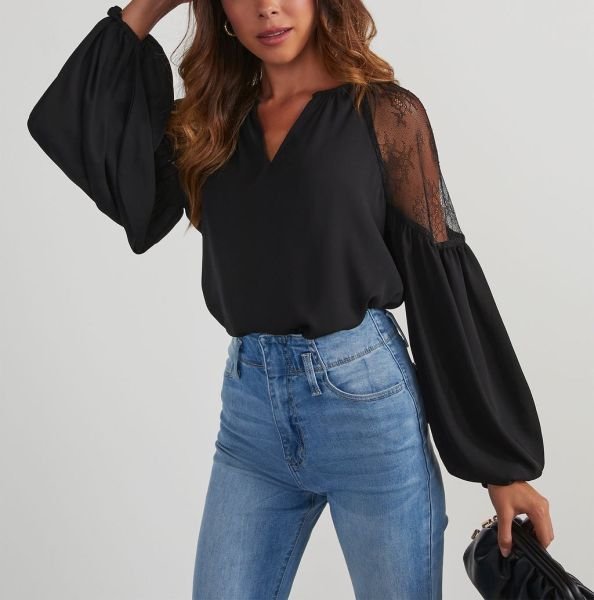 BLACK BLOUSE