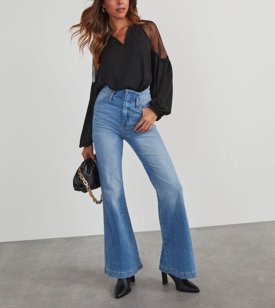 BLACK BLOUSE
